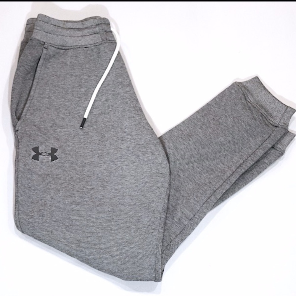 UNDER ARMOUR GREY AND BLACK JOGGERS